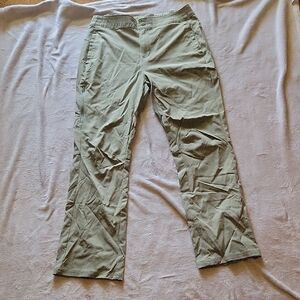 Women's Straight-Leg Olive Green Pants
